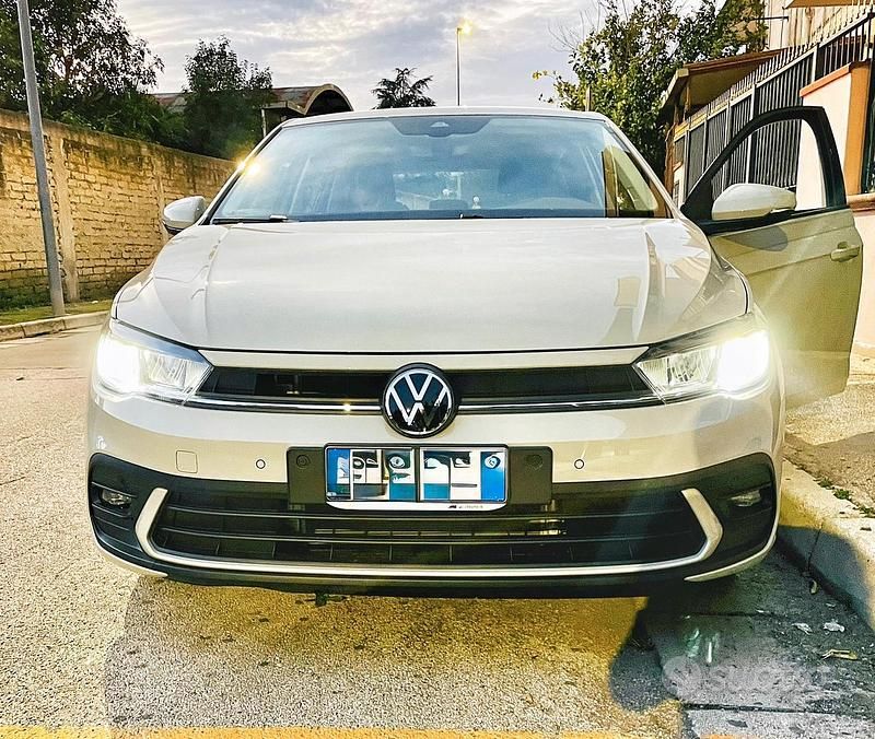 Usata VW Polo 95 CV (69 kW) 2022 Grigio Berlina