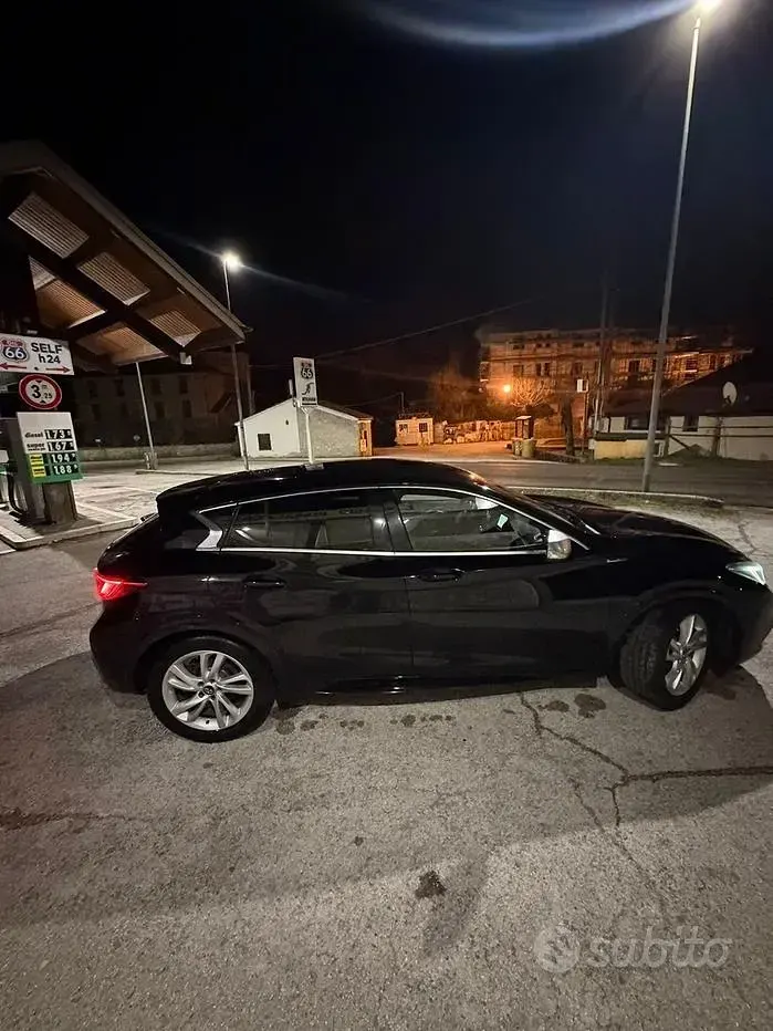 Usata Infiniti Q30 109 CV (80 kW) 2017 Nero Berlina