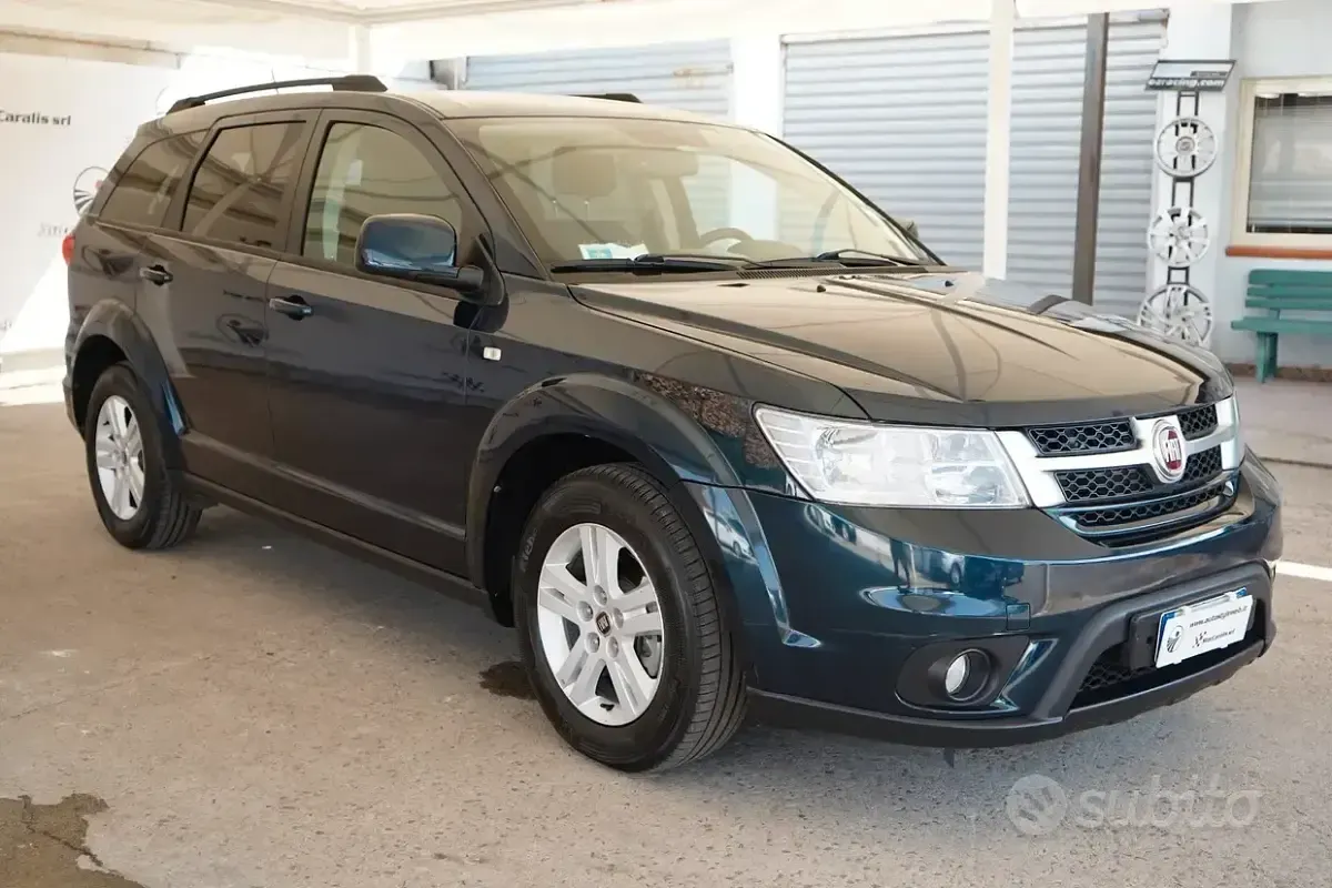 Usata Fiat Freemont Urban 140 CV (102 kW) 2014 Blu SUV