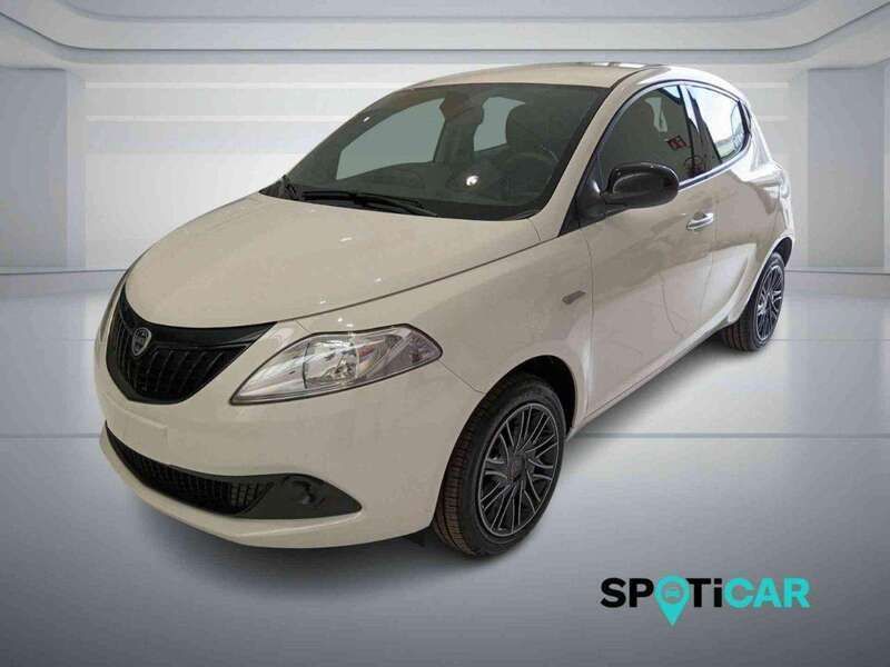 Bianco Usata 2024 Lancia Ypsilon S Due volumi | 14.400 € (Buon prezzo) - Immagine 1/4