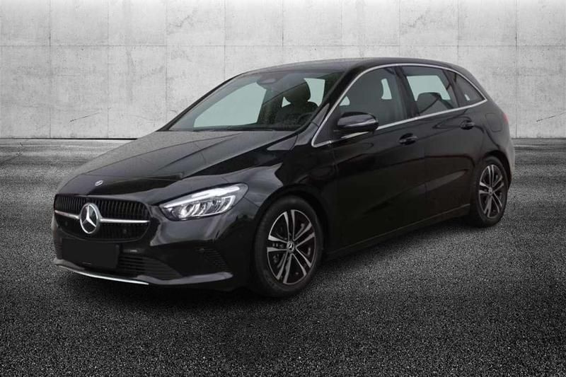 Usata Mercedes B180 Advanced 116 CV (85 kW) 2024 Nero Monovolume