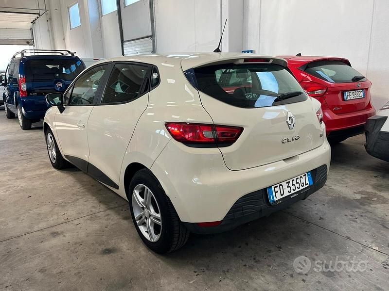 Usata Renault Clio IV 75 CV (55 kW) 2016 Beige Berlina