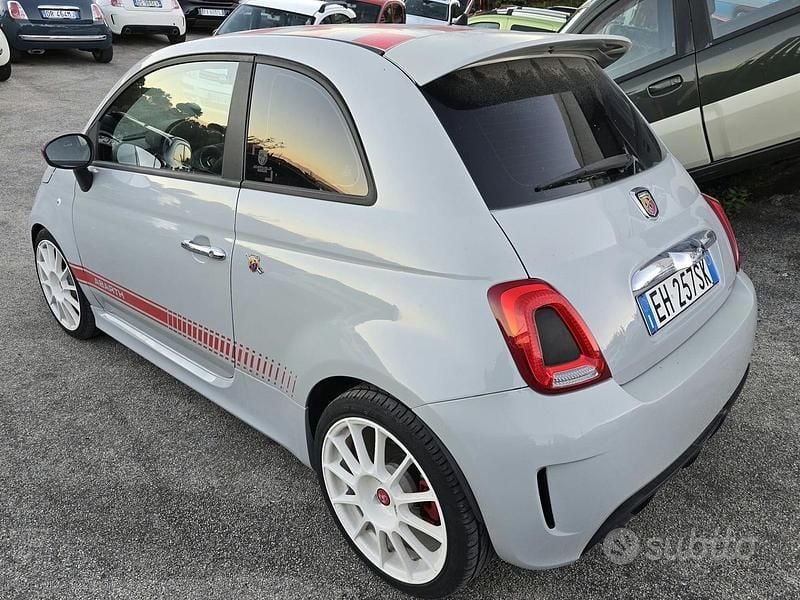 Usata Abarth 500 135 CV (99 kW) 2011 Grigio Berlina