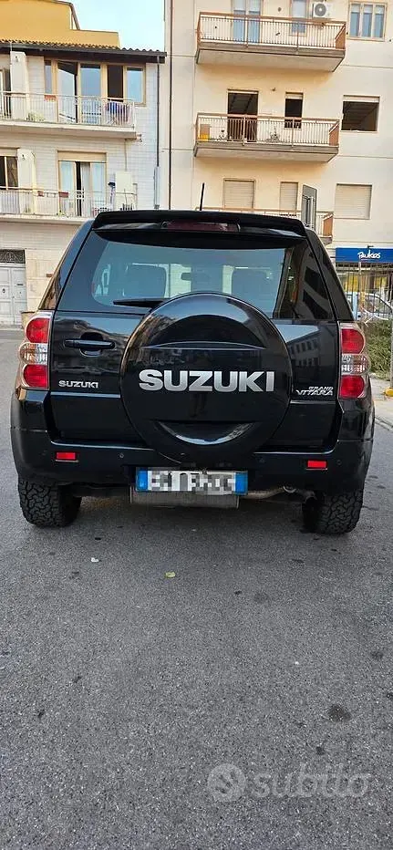 Usata Suzuki Vitara 120 CV (88 kW) 2007 Nero SUV
