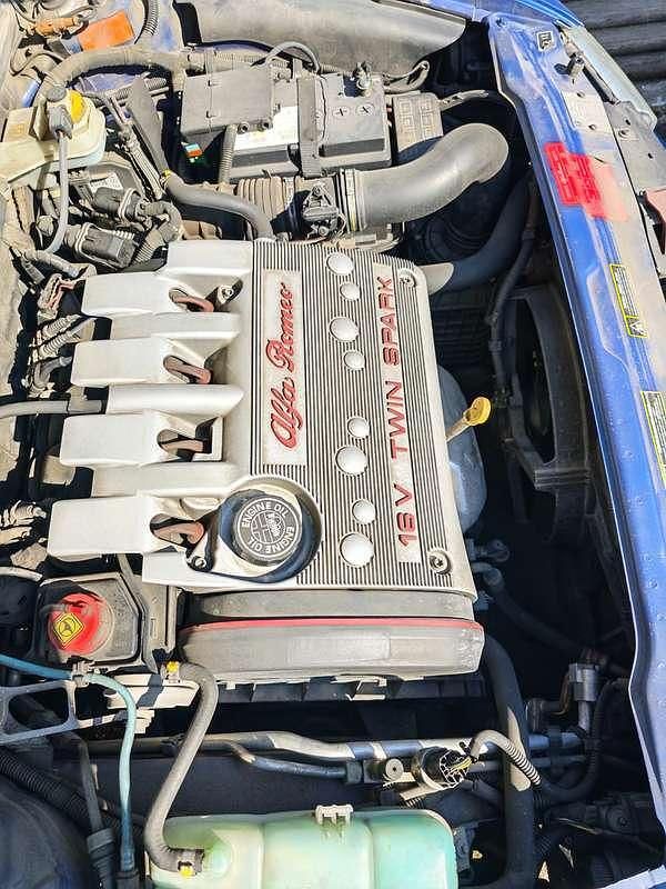 Usata Alfa Romeo 156 Distinctive 140 CV (102 kW) 2003 Blu/azzurro Station wagon