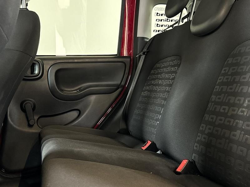 Usata Fiat Panda S 70 CV (51 kW) 2025 Rosso Utilitaria