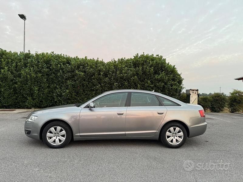 Usata Audi A6 179 CV (131 kW) 2005 Grigio Berlina
