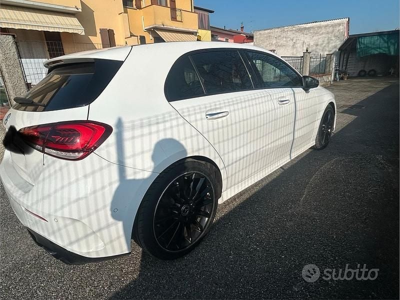 Usata Mercedes A250 Premium 224 CV (164 kW) 2018 Bianco Berlina