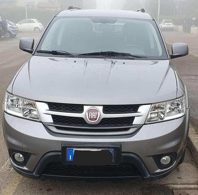 Usata Fiat Freemont Lounge 140 CV (102 kW) 2012 SUV