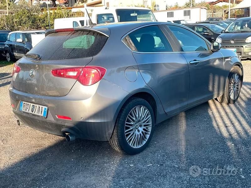Usata Alfa Romeo Giulietta Progression 170 CV (125 kW) 2012 Utilitaria