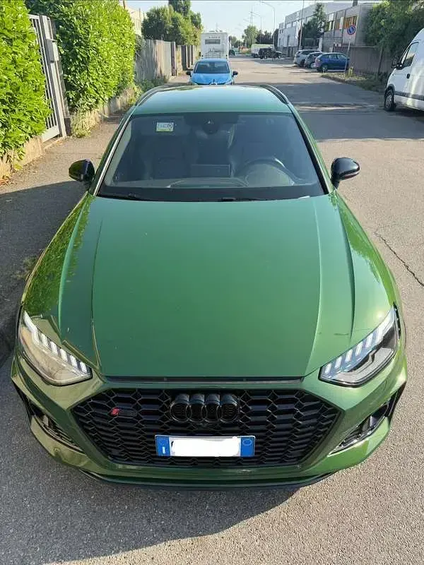 Usata Audi RS4 450 CV (330 kW) 2021 Verde Station wagon
