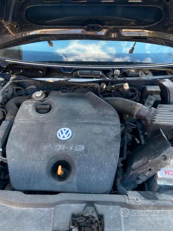 Usata VW Golf IV 90 CV (66 kW) 2005 Berlina