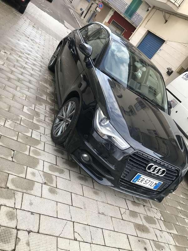 Usata Audi A1 Sportback Attraction 90 CV (66 kW) 2013 Utilitaria