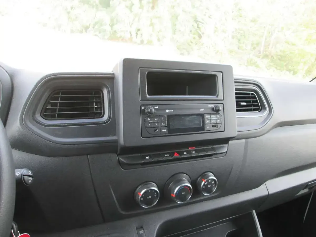 Usata Renault Master 136 CV (100 kW) 2024 Bianco Monovolume