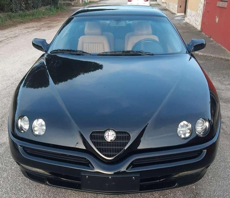 Usata Alfa Romeo GTV 220 CV (161 kW) 1997 Nero Coupé
