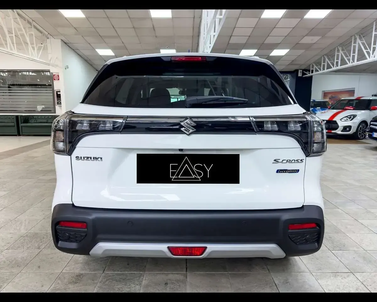 Usata Suzuki SX4 S-Cross 102 CV (75 kW) 2024 Bianco SUV