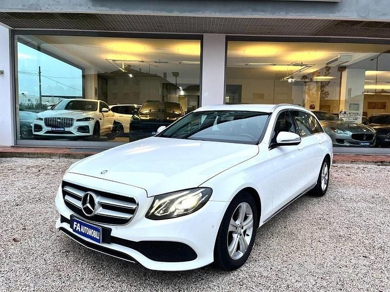 Usata Mercedes E220 194 CV (142 kW) 2017 Bianco Station wagon