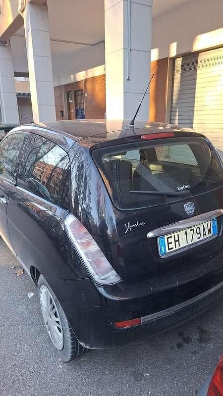 Usata Lancia Ypsilon 60 CV (44 kW) 2011 Utilitaria