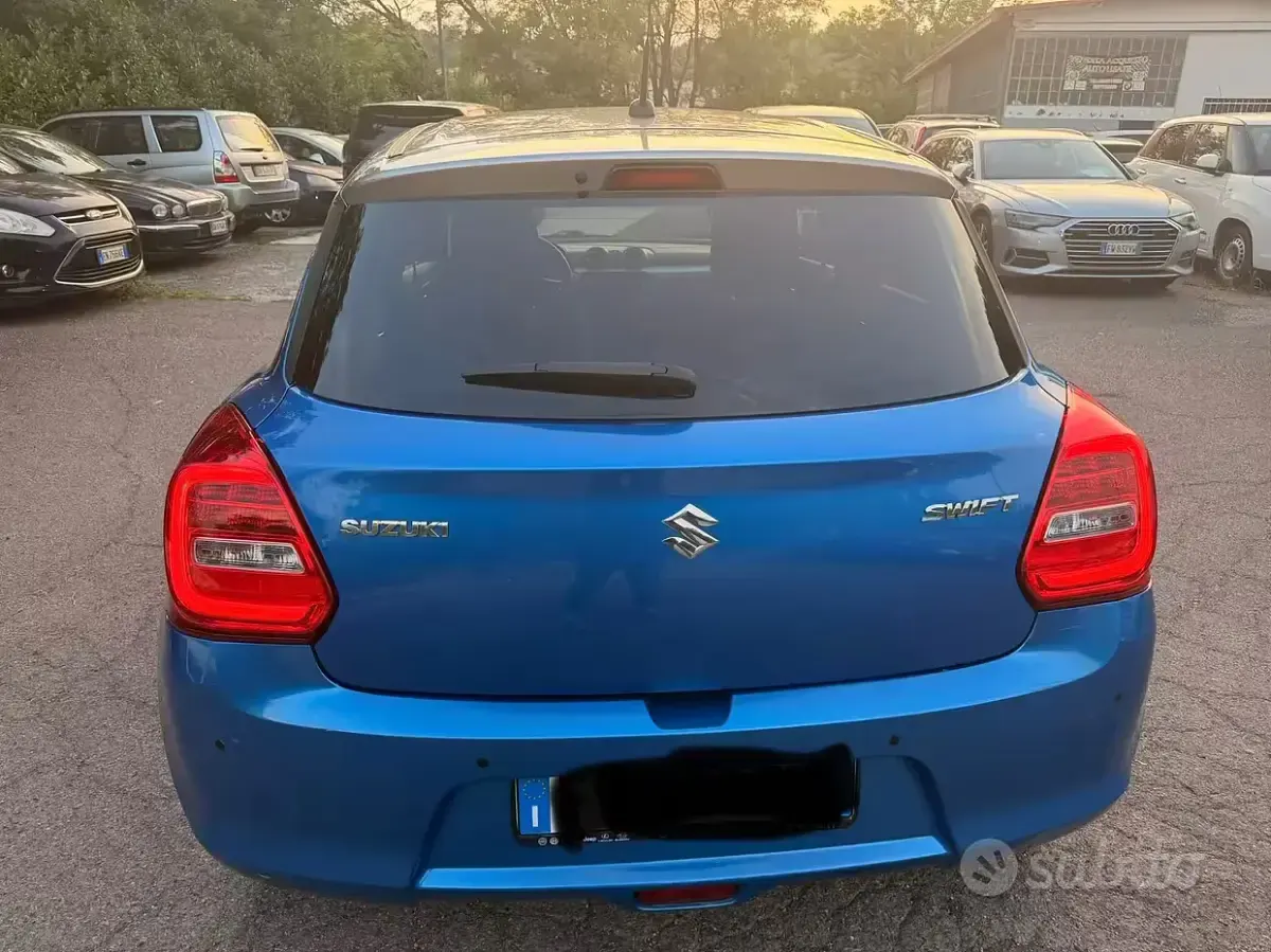 Usata Suzuki Swift 111 CV (81 kW) 2019 Blu Utilitaria
