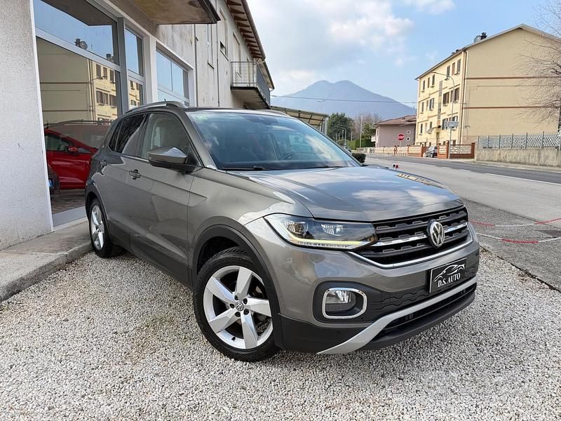 Usata VW T-Cross 95 CV (69 kW) 2019 Beige SUV
