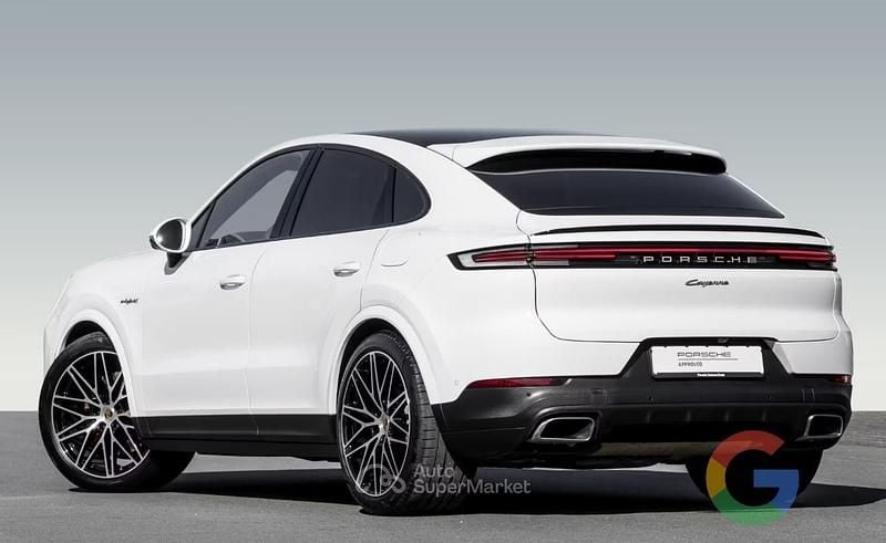 Usata Porsche Cayenne 470 CV (345 kW) 2023 Bianco SUV