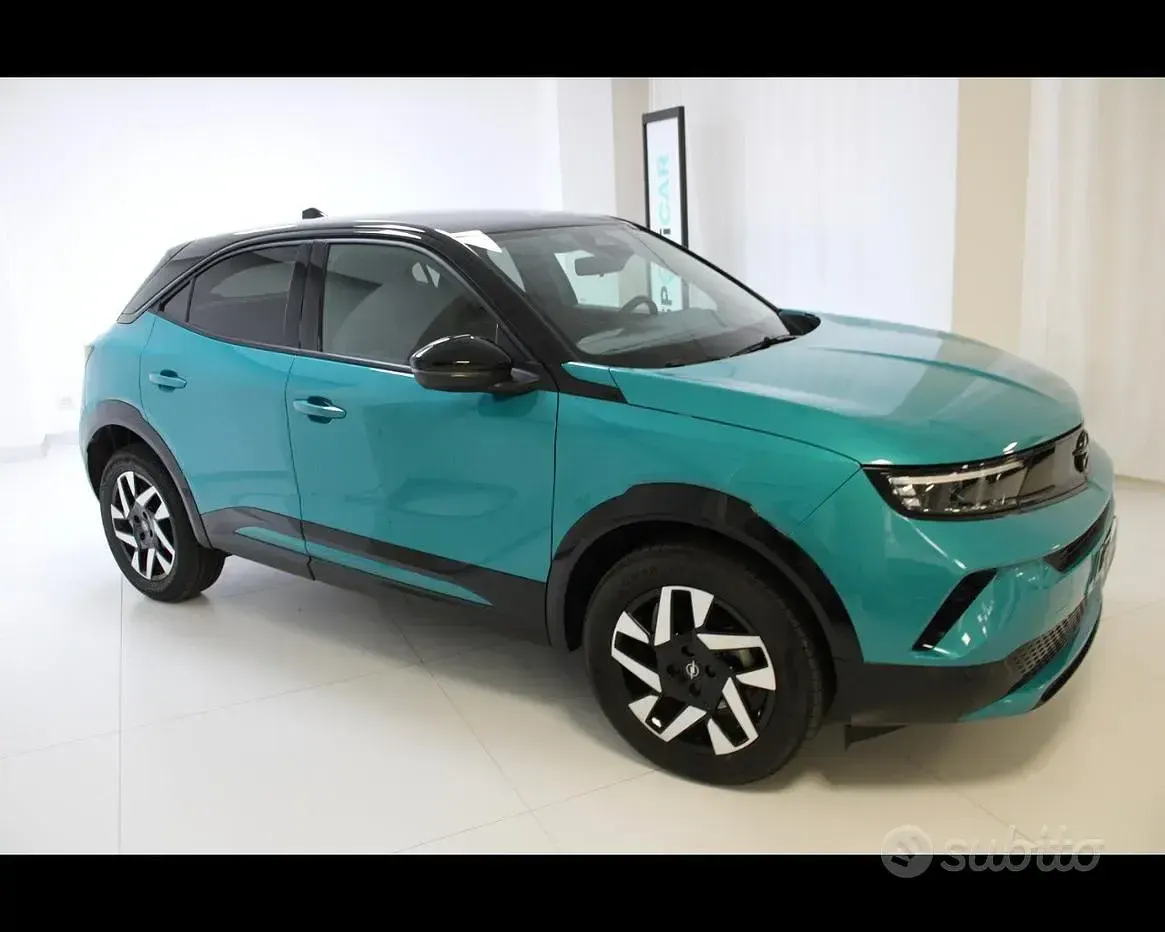 Usata Opel Mokka 131 CV (96 kW) 2025 Bluazzurro SUV