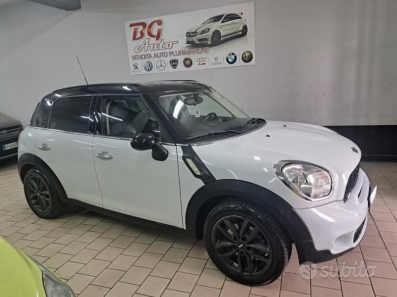 Bianco Usata 2013 Mini Cooper SD Countryman SUV | 7500 € (Buon prezzo) - Immagine 1/4