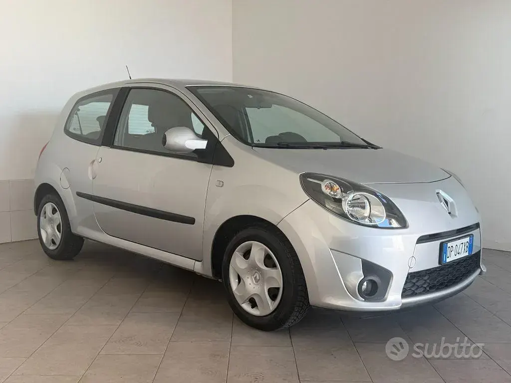 Usata Renault Twingo Initiale 75 CV (55 kW) 2008 Grigio Utilitaria