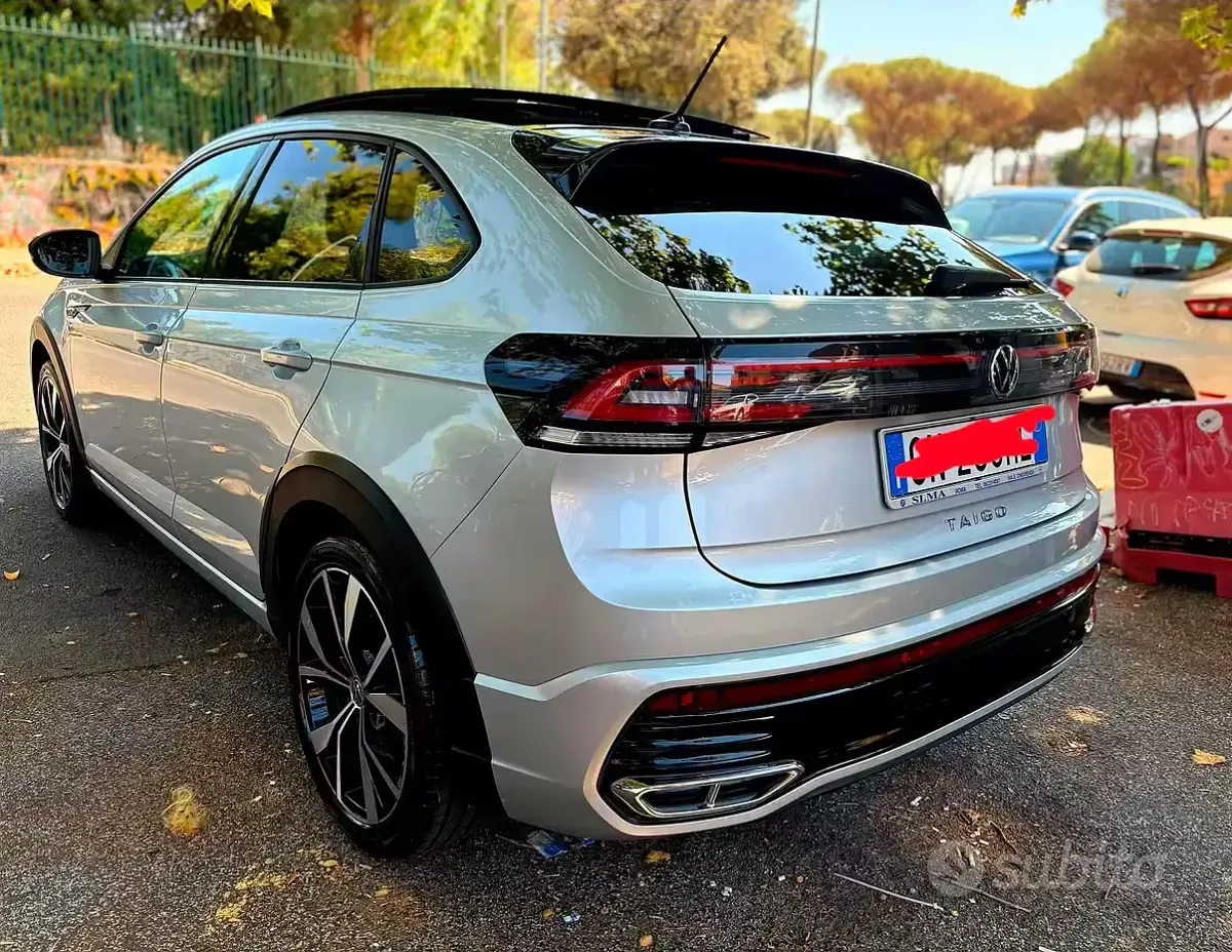Usata VW Taigo R-line 150 CV (110 kW) 2023 Grigio SUV