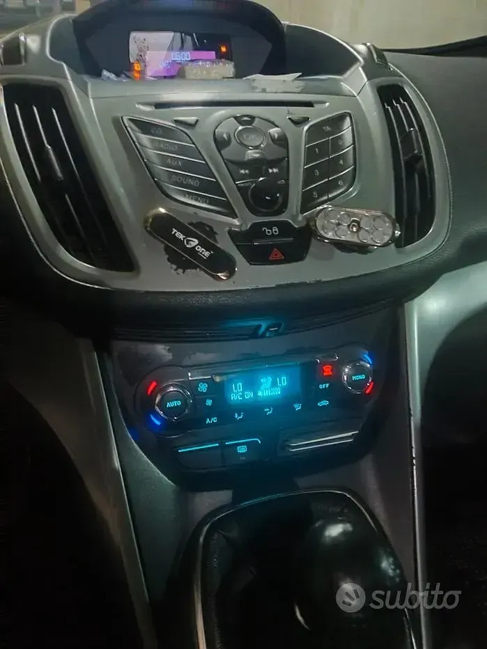 Usata Ford C-MAX 115 CV (84 kW) 2012 Bianco Monovolume