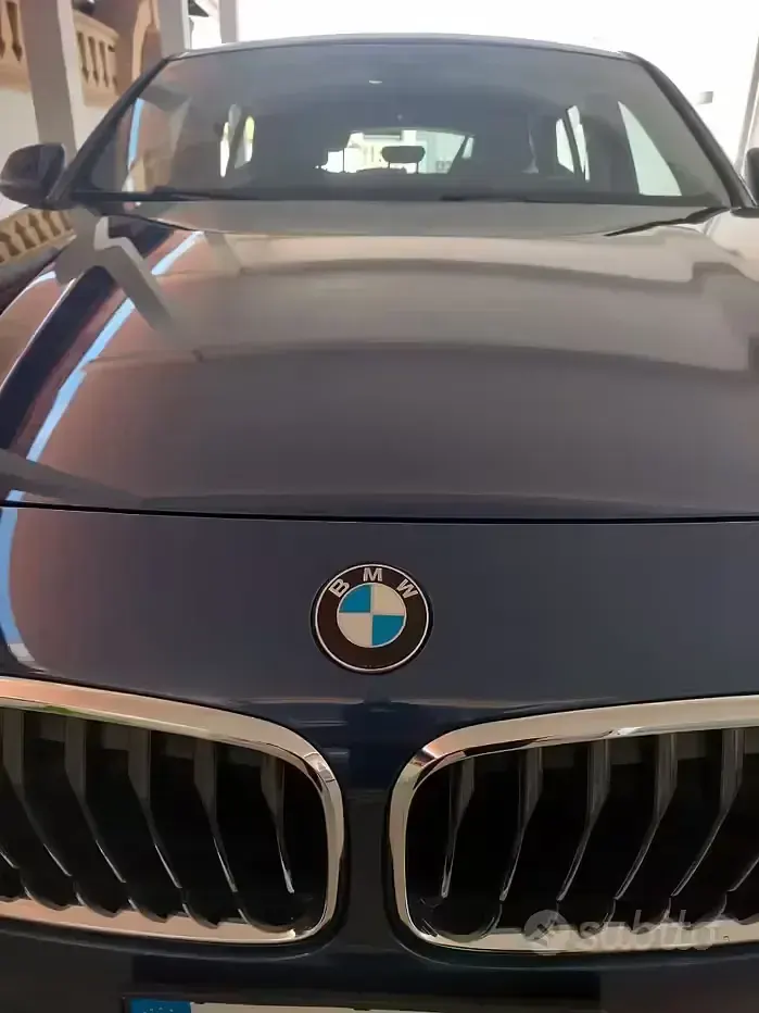 Usata BMW X2 116 CV (85 kW) 2021 Blu SUV