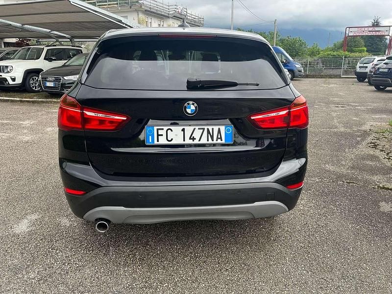 Usata BMW X1 Advantage 116 CV (85 kW) 2016 Nero SUV