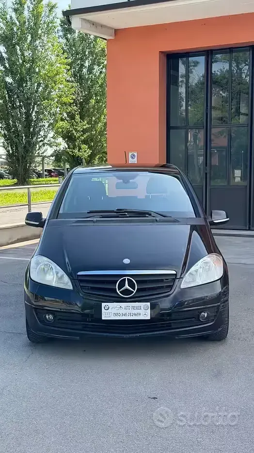 Begagnad Mercedes A160 95 HK (69 kW) 2010 Svart Sedan