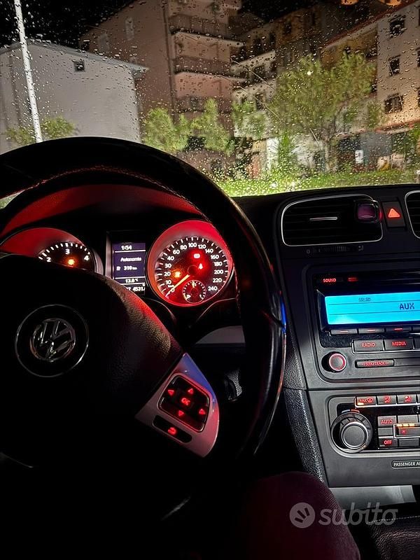 Usata VW Golf VI 105 CV (77 kW) 2009 Grigio Utilitaria