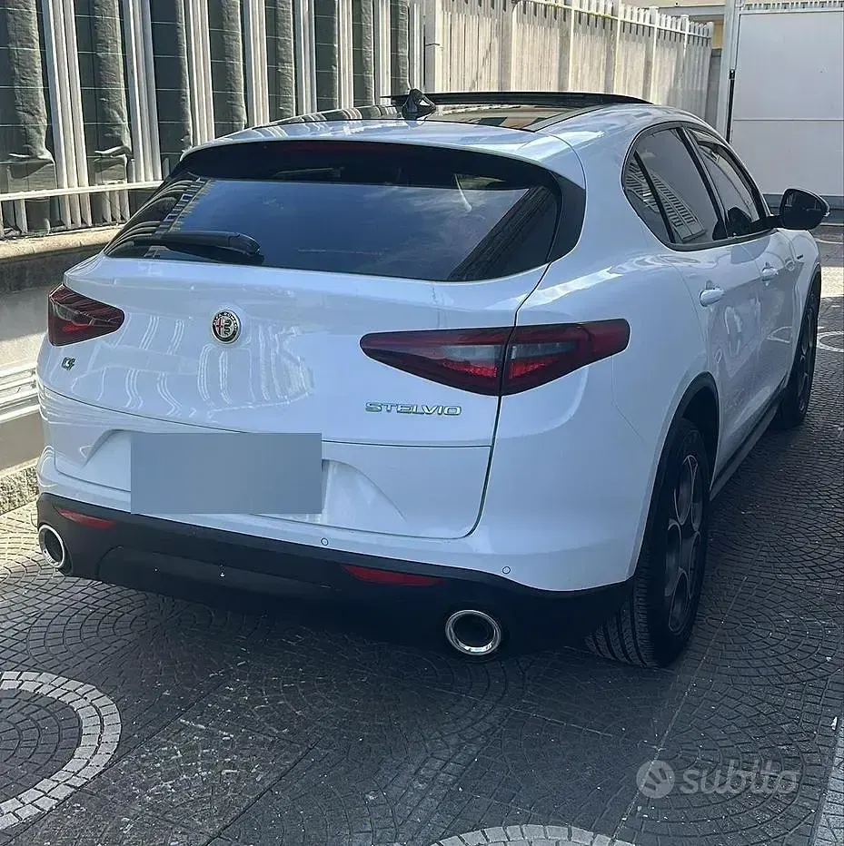 Usata Alfa Romeo Stelvio 179 CV (131 kW) 2018 Bianco SUV