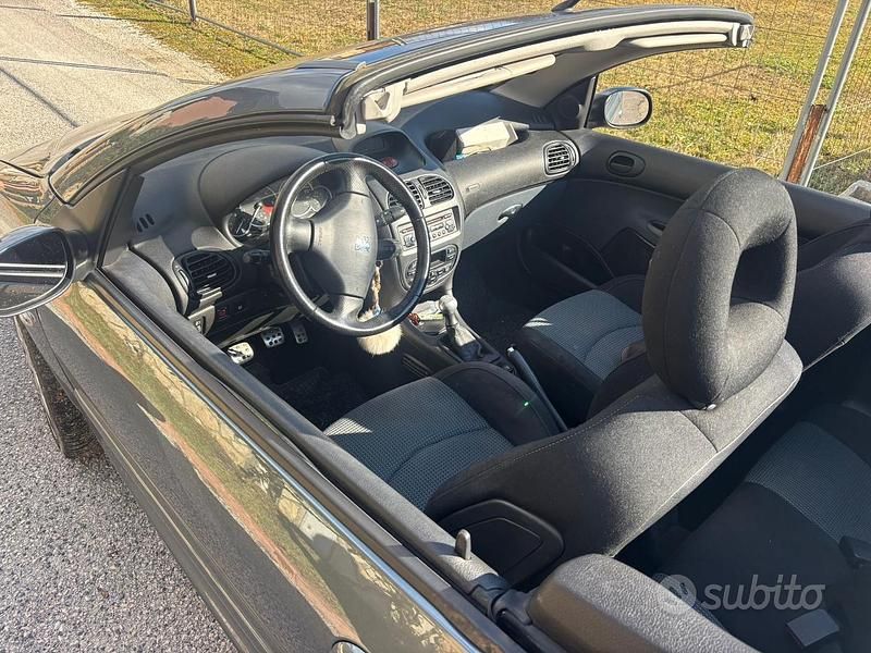 Usata Peugeot 206 2004 Grigio Cabrio