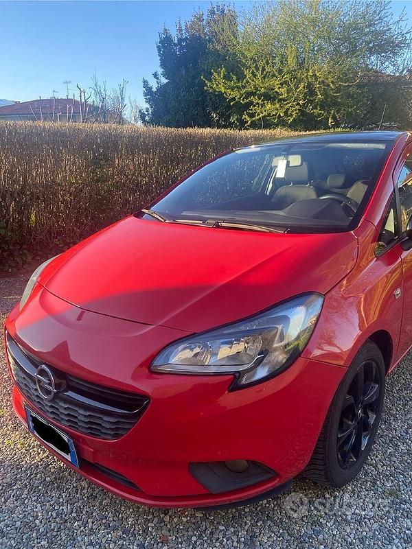 Usata Opel Corsa 90 CV (66 kW) 2015 Rosso Utilitaria