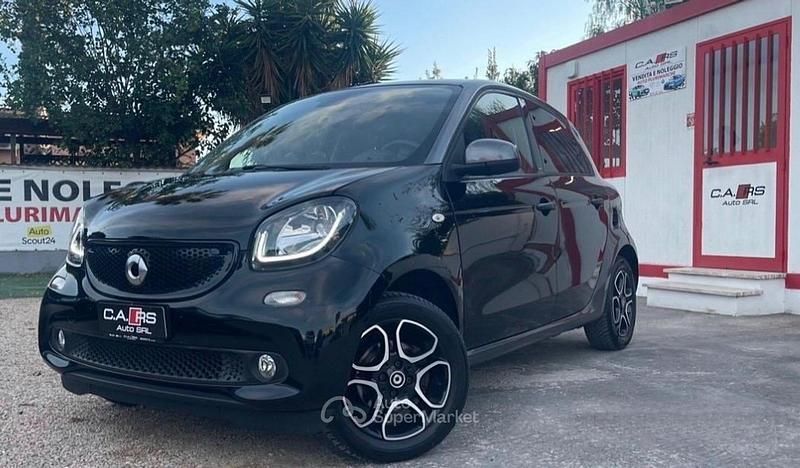 Nero Usata 2019 Smart ForFour Passion Due volumi | 14.900 € (Buon prezzo) - Immagine 1/4