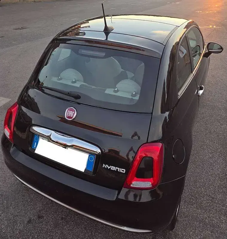 Usata Fiat 500 Dolcevita 69 CV (50 kW) 2021 Nero Utilitaria