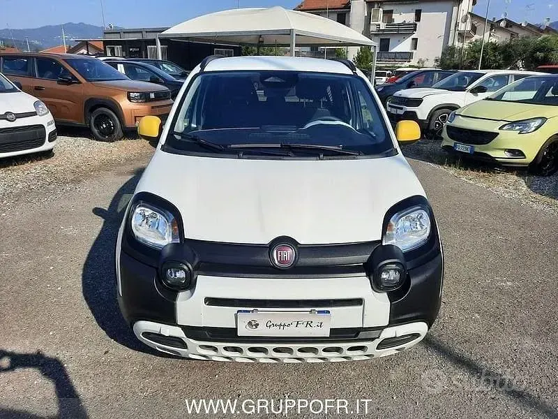 Usata Fiat Panda Cross 70 CV (51 kW) 2025 Bianco Utilitaria