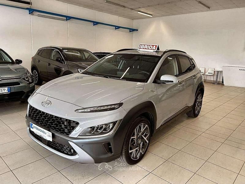 Usata Hyundai Kona 105 CV (77 kW) 2022 Grigio SUV