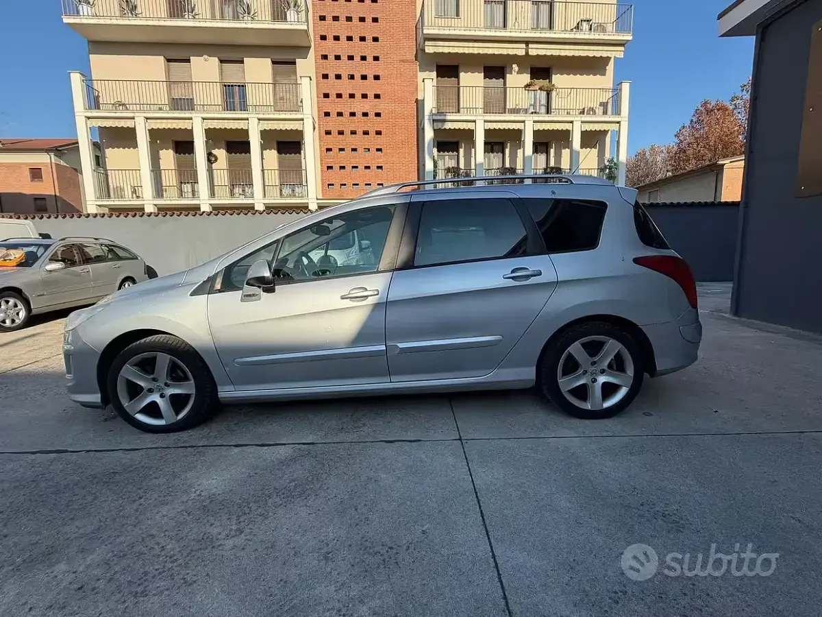 Usata Peugeot 308 Premium 109 CV (80 kW) 2010 Grigio Station wagon