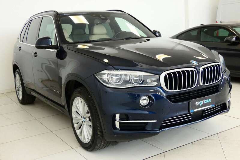 Usata BMW X5 Luxury Line 245 CV (180 kW) 2016 Blu/azzurro SUV