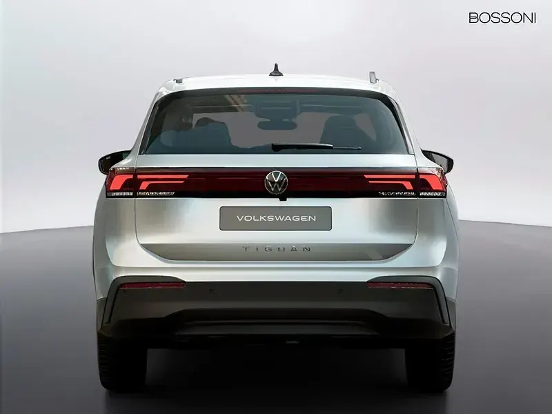 Usata VW Tiguan Life 150 CV (110 kW) 2025 Grigio SUV