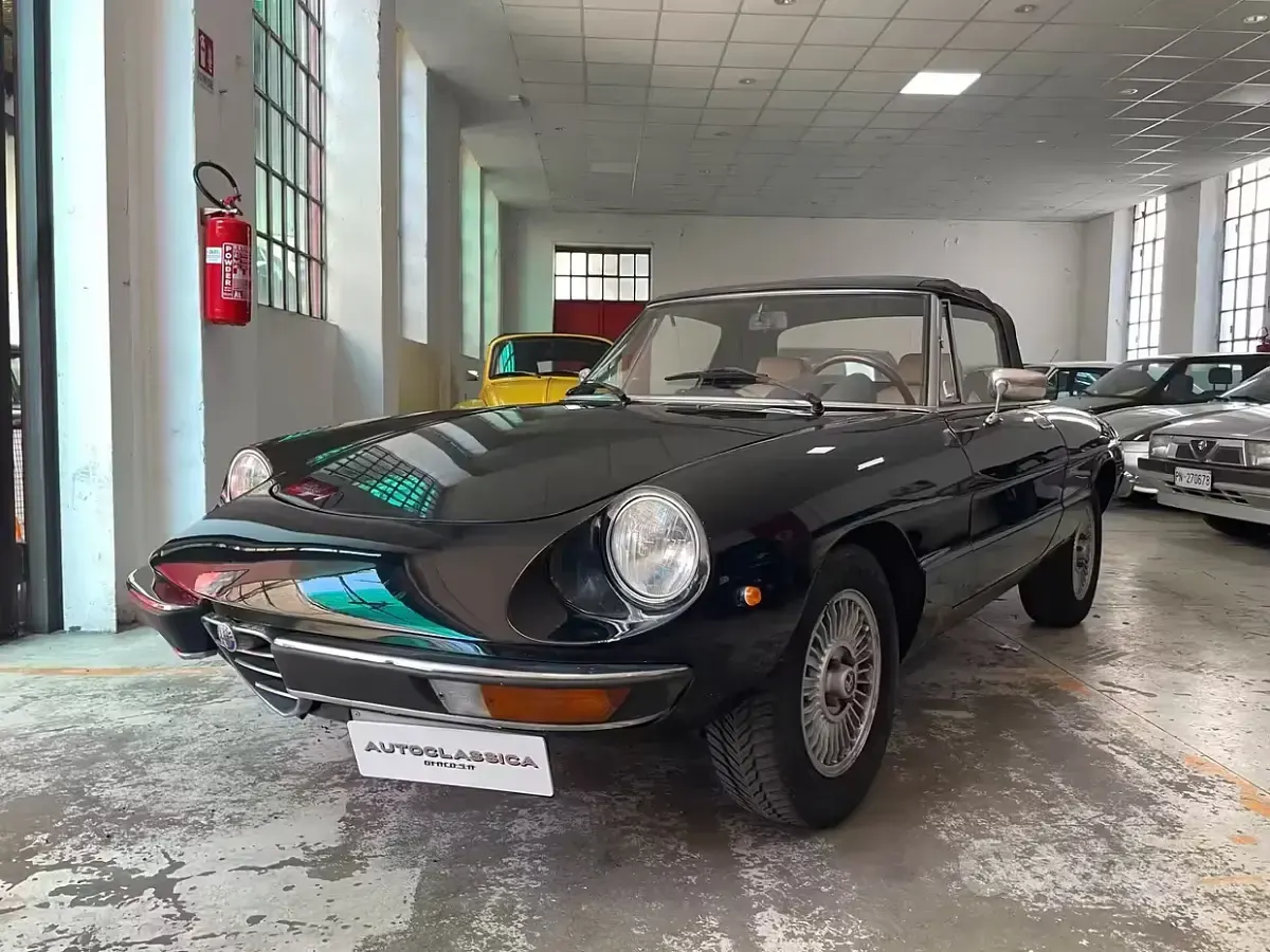 Używany Alfa Romeo Spider Veloce 131 KM (96 kW) 1981 Kabriolet