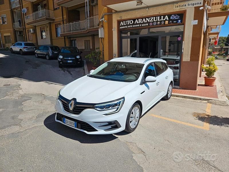 Usata Renault Mégane GrandTour 115 CV (84 kW) 2020 Bianco Station wagon