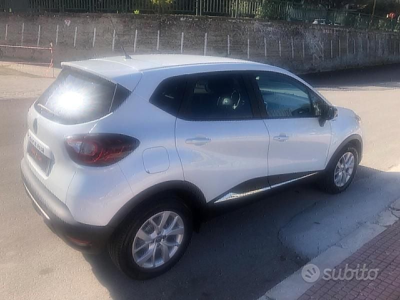 Usata Renault Captur 90 CV (66 kW) 2019 Bianco SUV