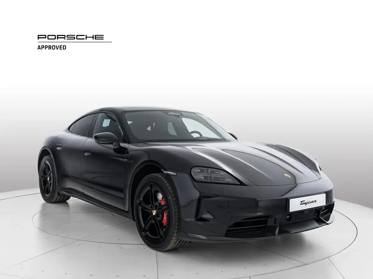 Nuova Porsche Taycan 4S Black Edition 439 kW (598 CV) 2026 Nero jet metallizzato Berlina
