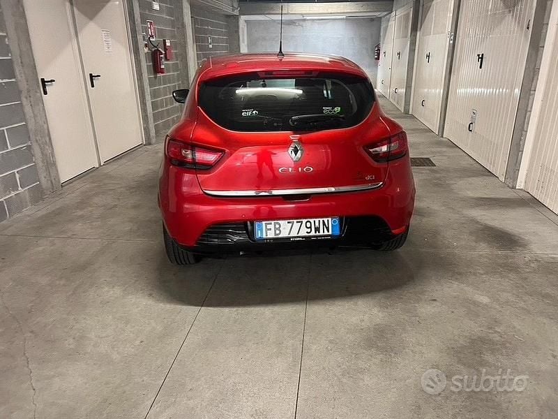 Usata Renault Clio IV 75 CV (55 kW) 2015 Rosso Utilitaria