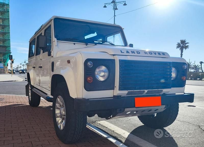 Occasion Land Rover Defender SE 122 ch (89 kW) 2009 Blanc Break